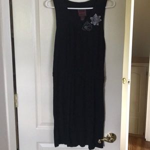 Sleeveless dress with zipper flowers